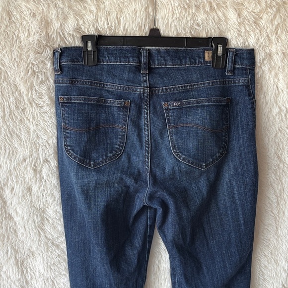 Lee Classic Indigo Straight Leg Jeans - Picture 5 of 8